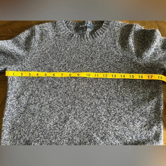 Brooks Brothers Women’s Blue & White Classic Heathered Wool Sweater Size M - Picture 6 of 7